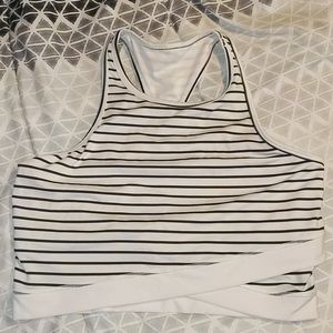90 degree by reflex workout crop